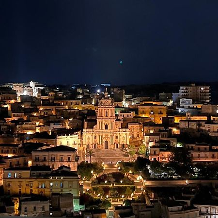 Centro Storico Modica - 2 Min A Piedi Da Corso Umberto I Apartment Bagian luar foto